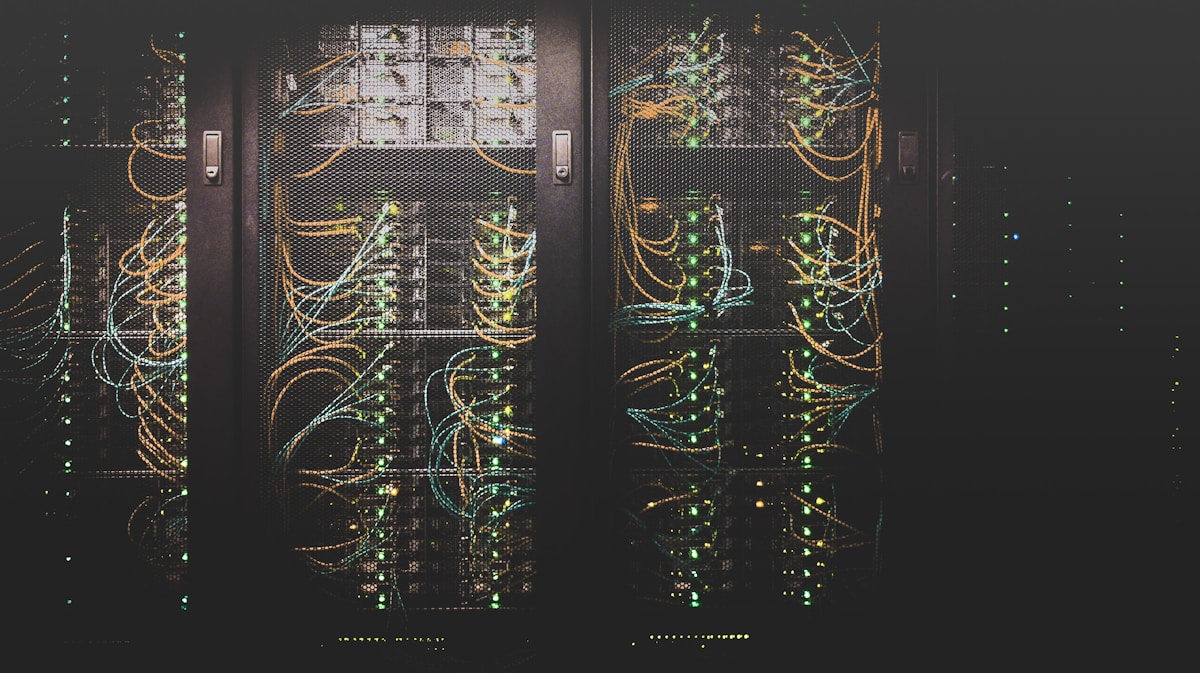 Cloud & Hosting service illustration